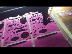 石造りのペーパーでcutiingレーザー